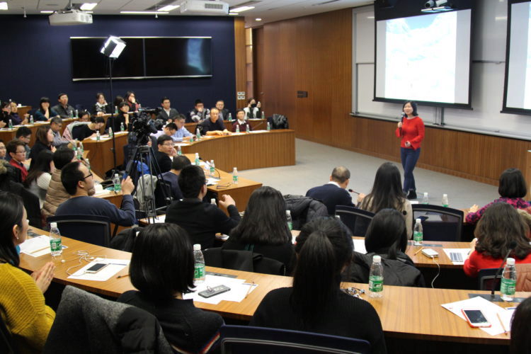Lei Wang speaks to Wharton alumni in Beijing about her Adventure Grand Slam. (Photo: Penn Wharton China Center)
